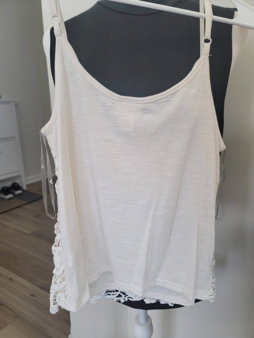 Mossimo Racw Tank - Picture 3 of 3